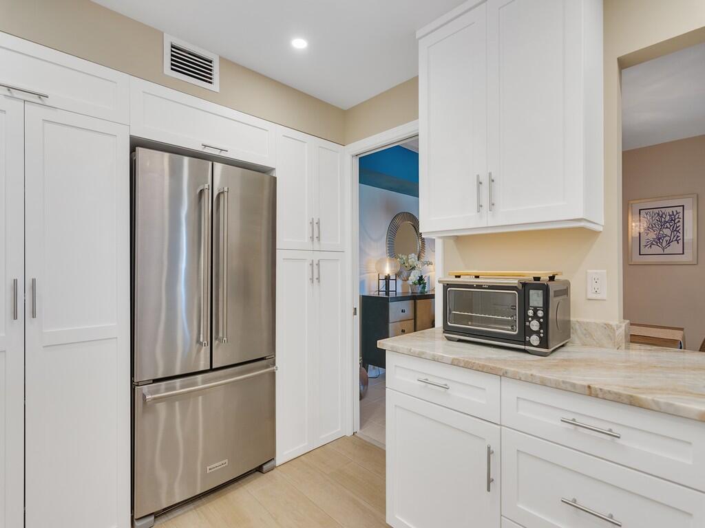 RIVERWALK CONDO - Residential