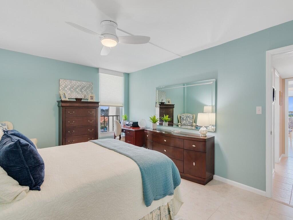 RIVERWALK CONDO - Residential