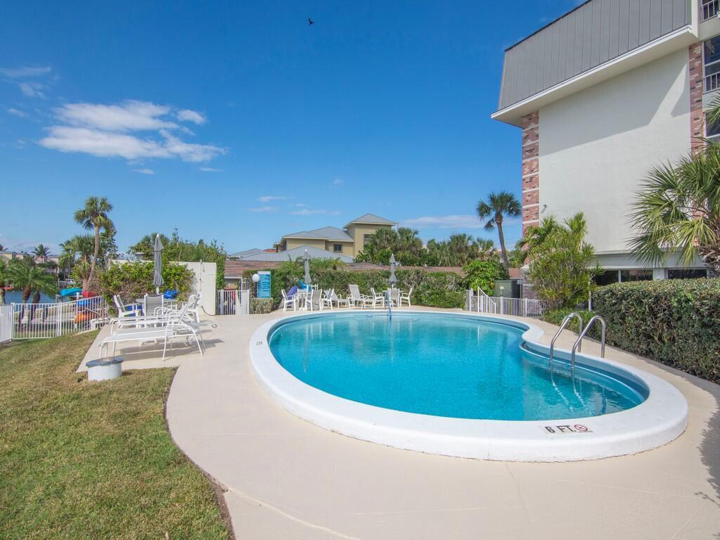 RIVERWALK CONDO - Residential