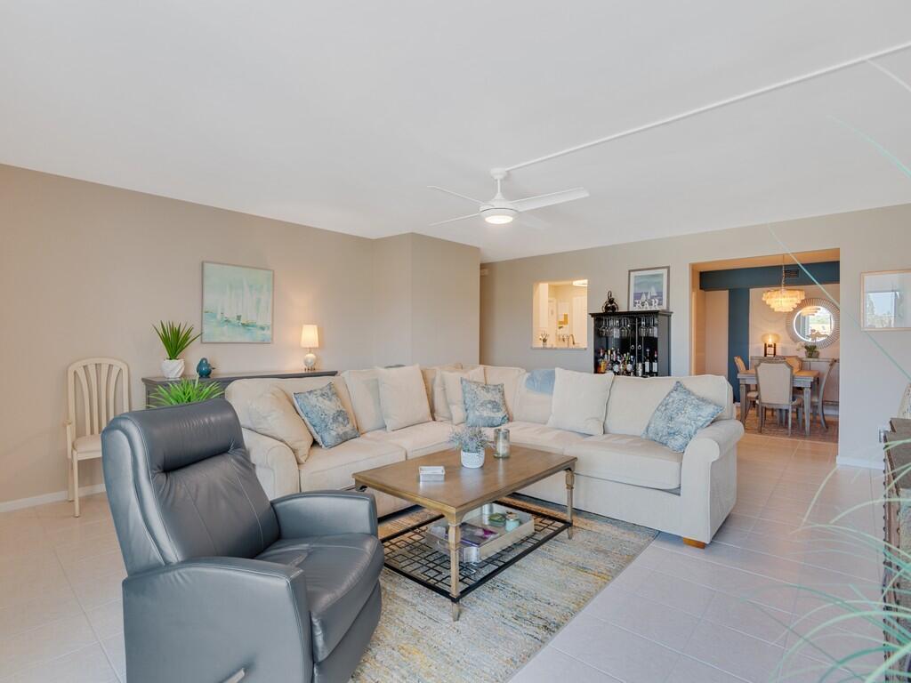 RIVERWALK CONDO - Residential