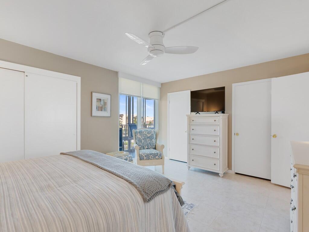 RIVERWALK CONDO - Residential