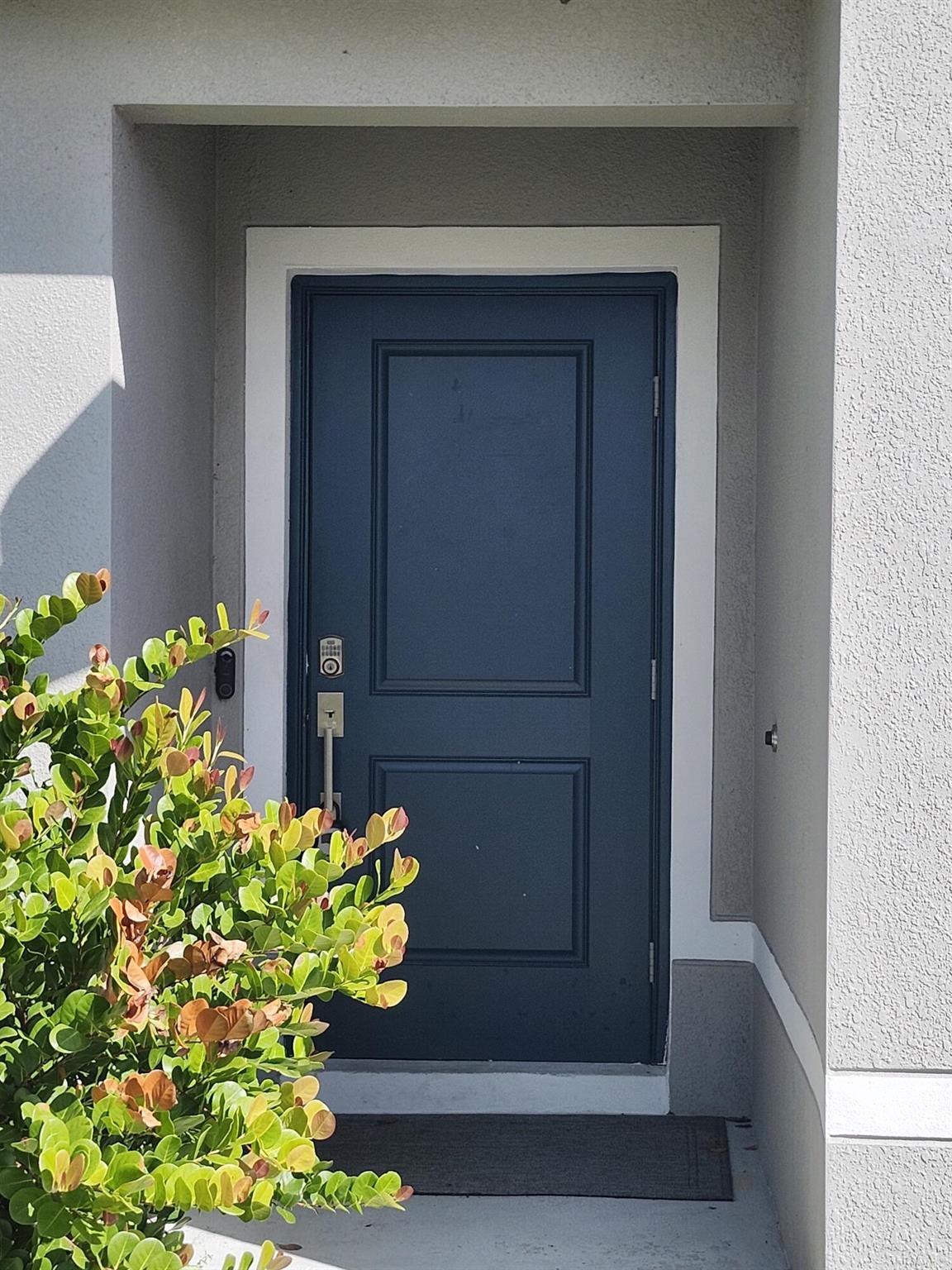 715 Pomegranate Place, Fort Pierce, FL, 34981/$379,900 2 715 Pomegranate Place