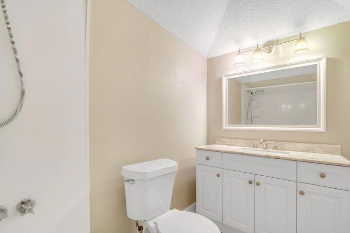 LAGO DEL REY CONDO - Residential Lease