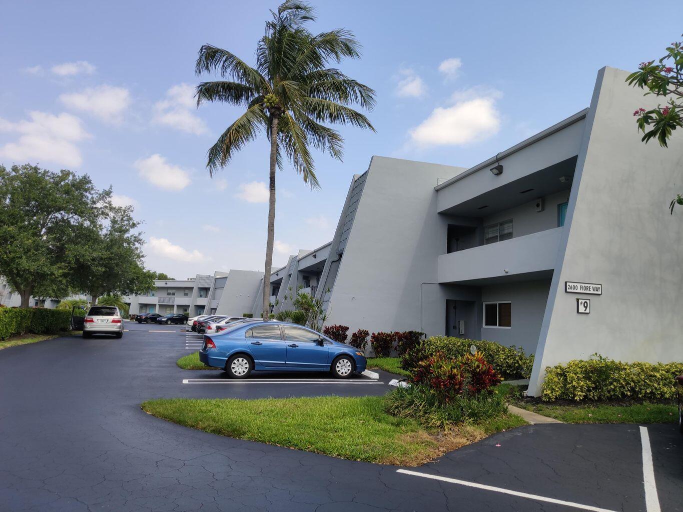 LAGO DEL REY CONDO - Residential Lease