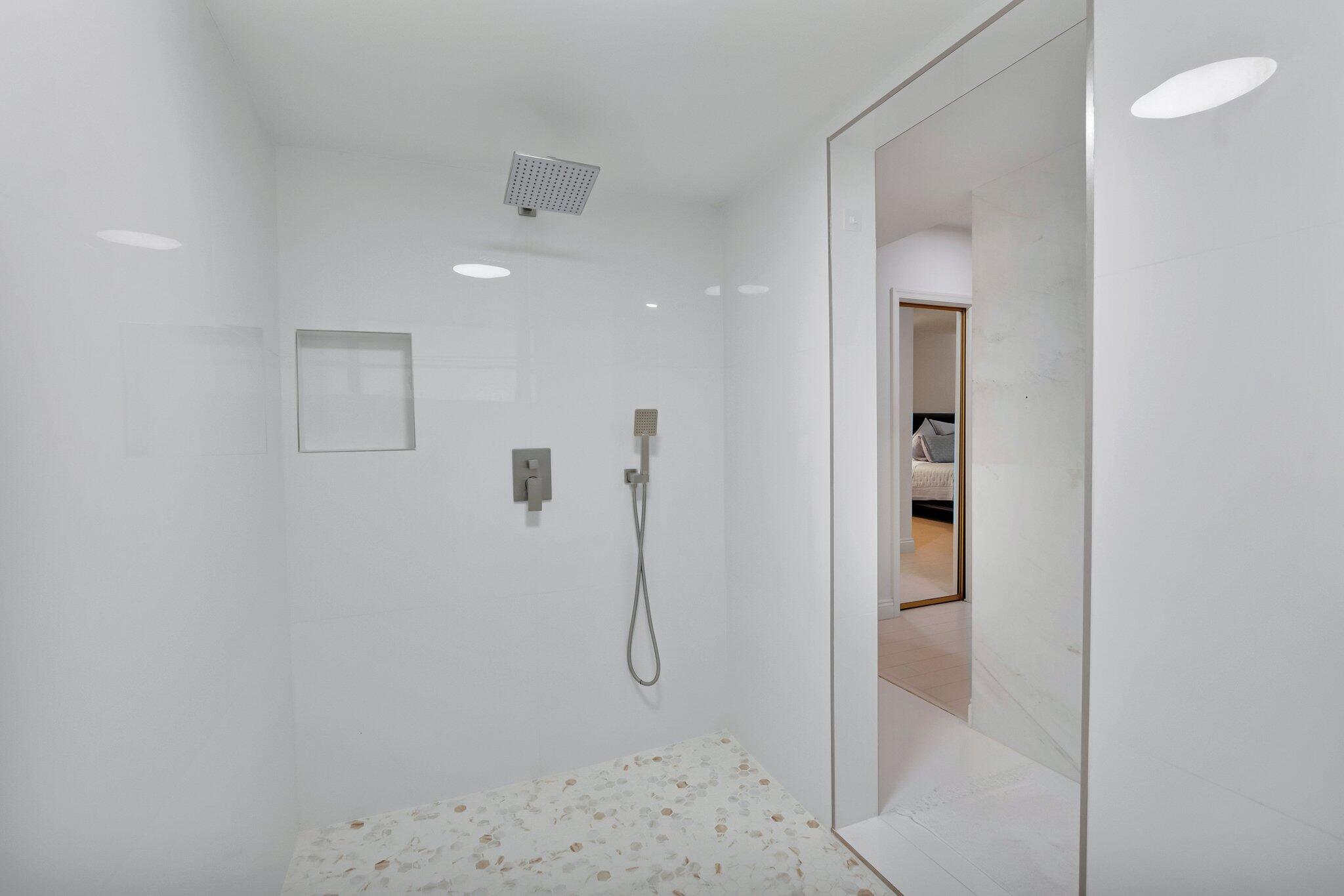 PALM BEACH FARMS CO 11 - Residential