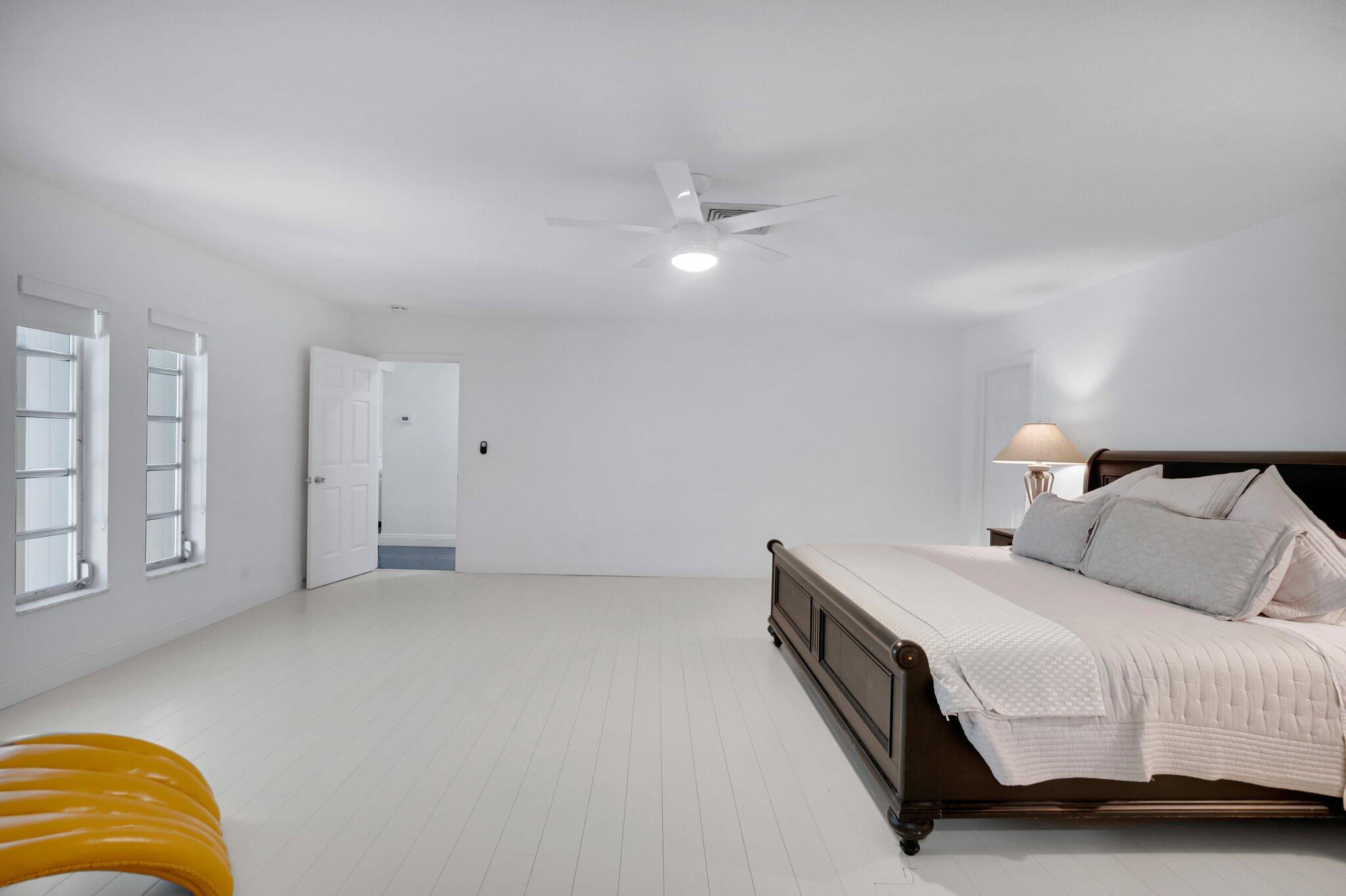 PALM BEACH FARMS CO 11 - Residential