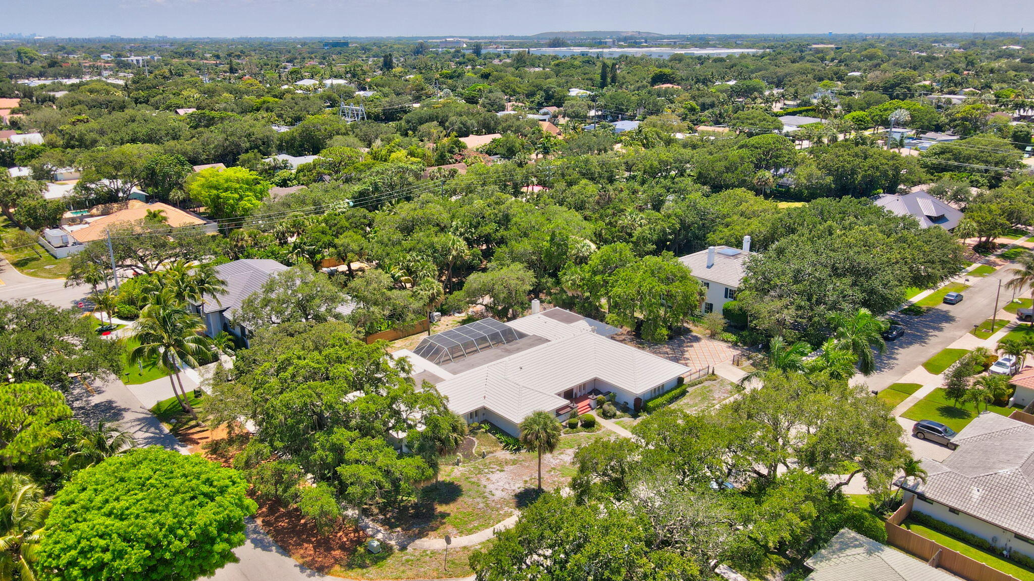 PALM BEACH FARMS CO 11 - Residential