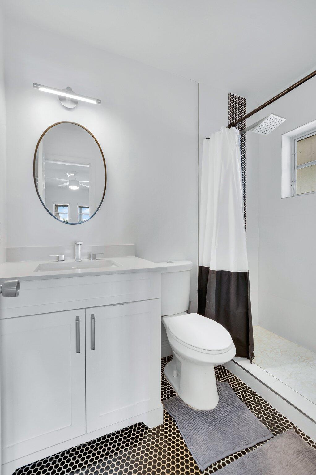 PALM BEACH FARMS CO 11 - Residential