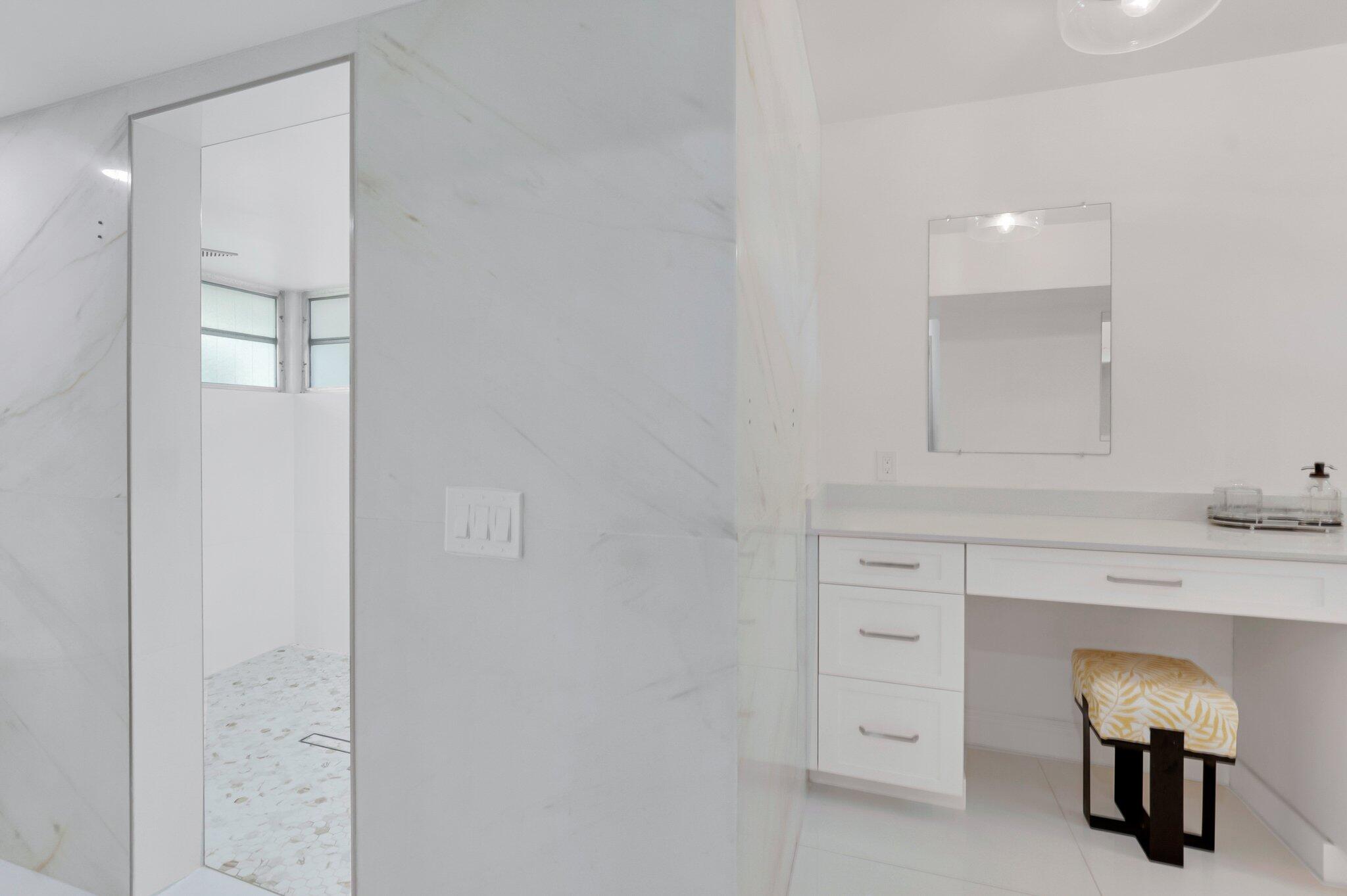 PALM BEACH FARMS CO 11 - Residential