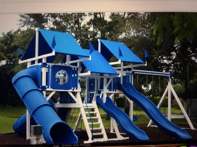 VILLA SAN REMO - Residential