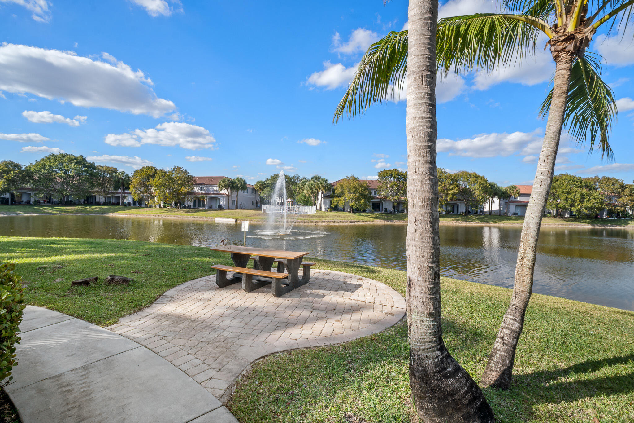 TUSCANY NO 5 CONDO - Residential