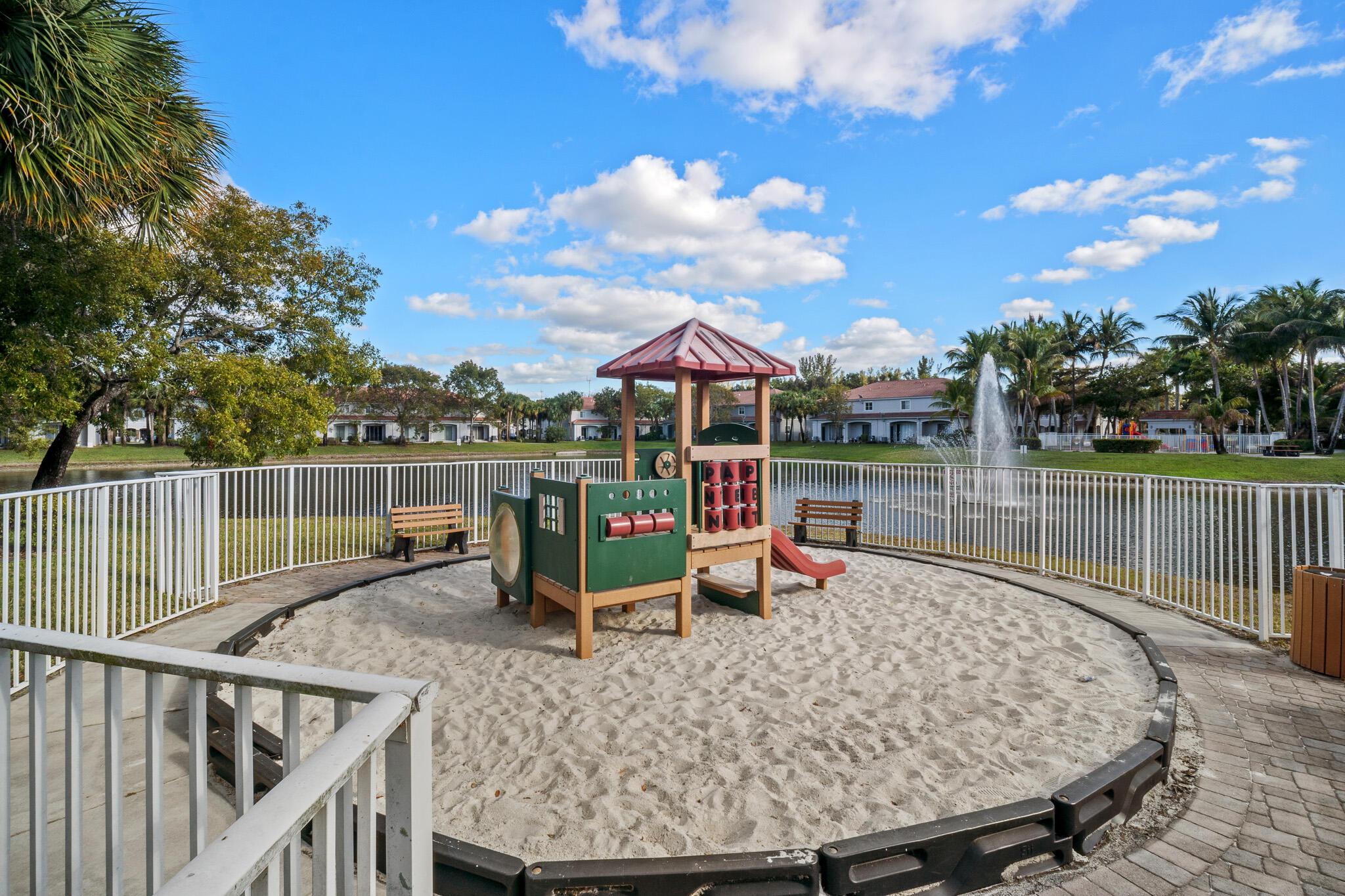 TUSCANY NO 5 CONDO - Residential