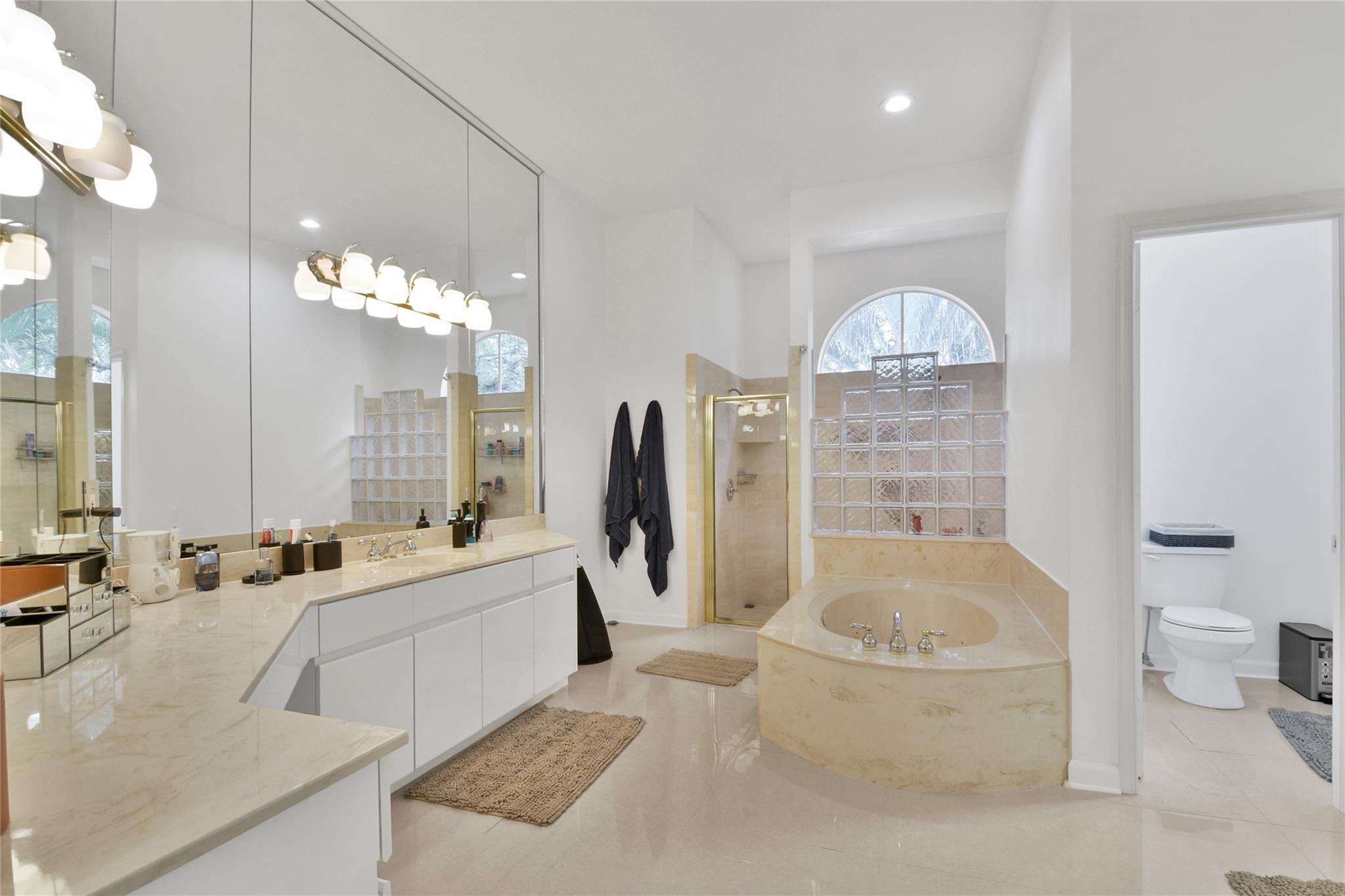 2965 Wentworth