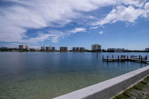 A home in Tequesta