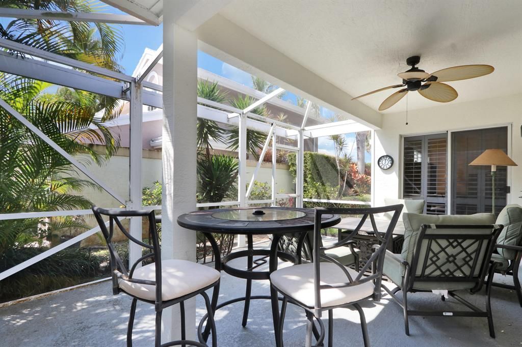 Photo of 258 Canterbury Drive, Palm Beach Gardens, FL 33418 (MLS # R10704306)