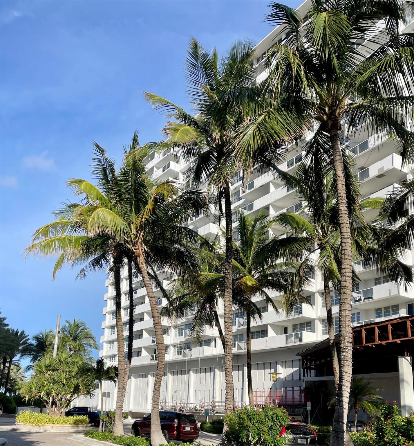 100 Lincoln Road 1105