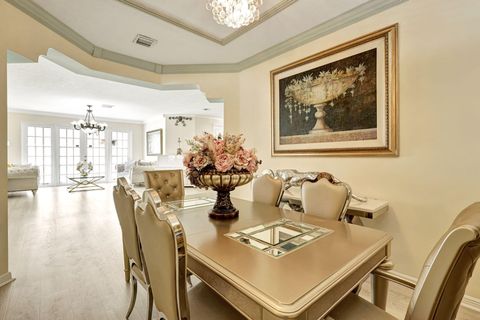 A home in Royal Palm Beach