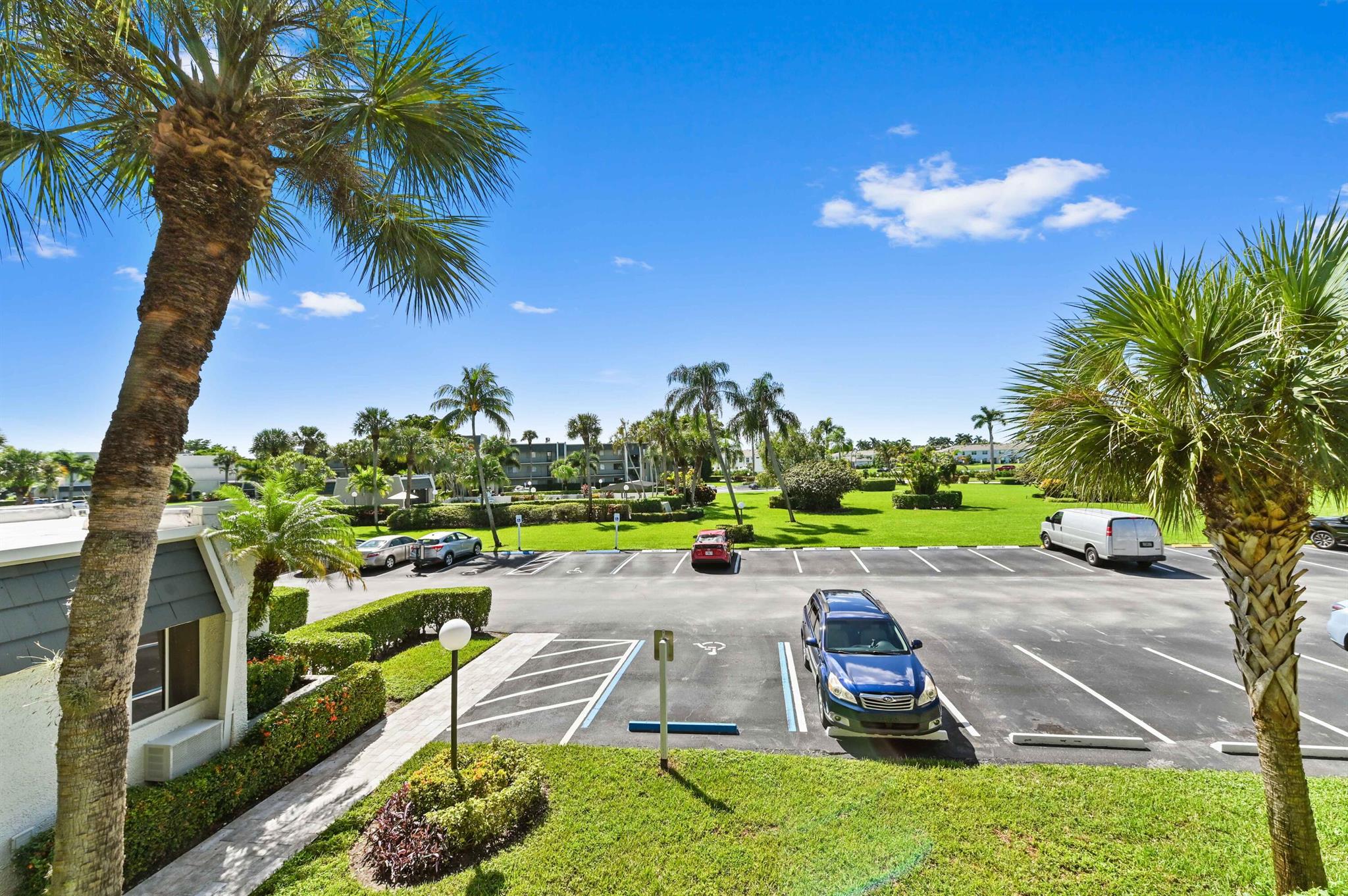 FOUNTAINS OF PALM BEACH C - Residential