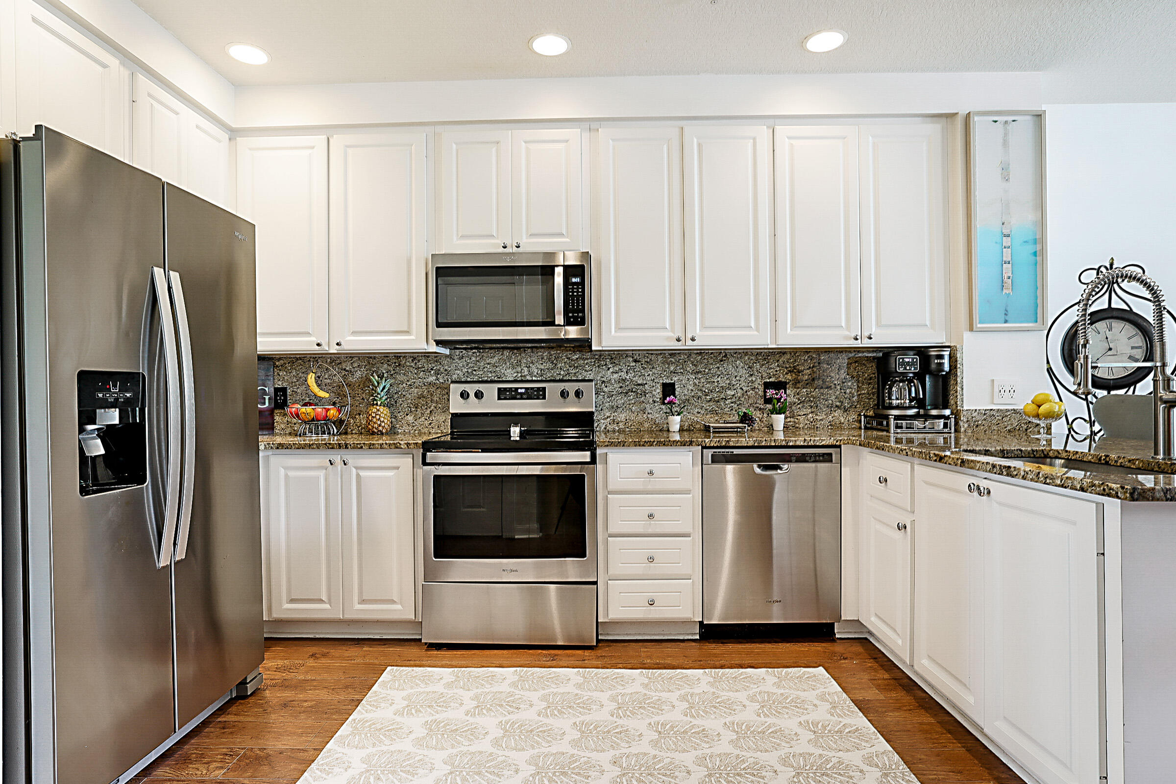 3414 W Mallory Boulevard