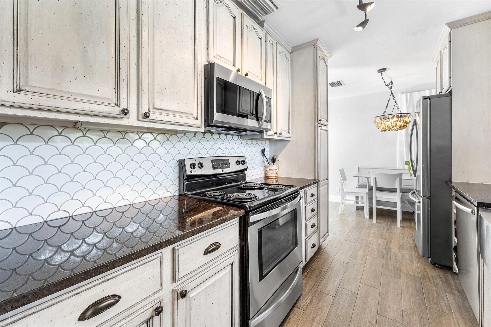 NORTH PALM BEACH VILLAGE - Residential