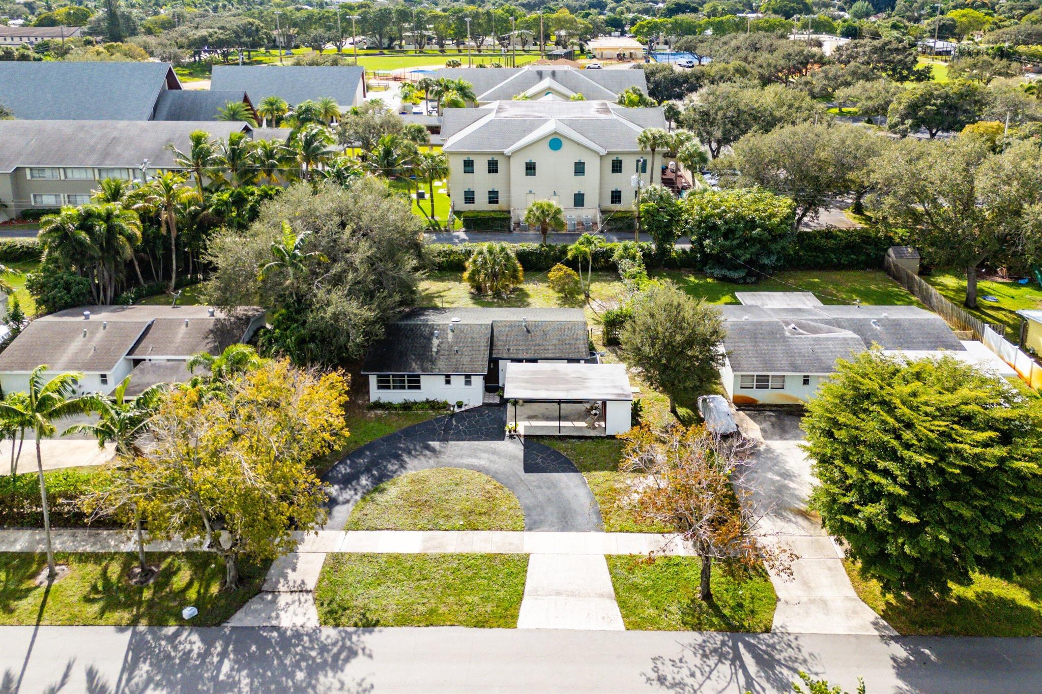 NORTH PALM BEACH VILLAGE - Residential