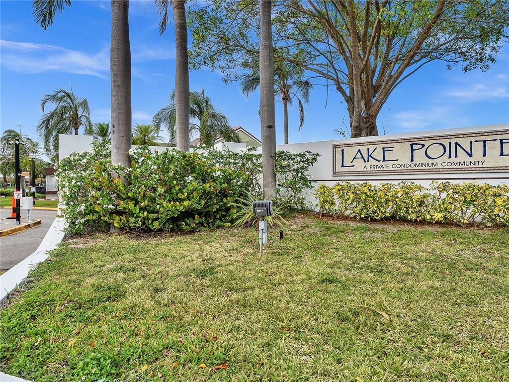 Lake Pointe - Residential