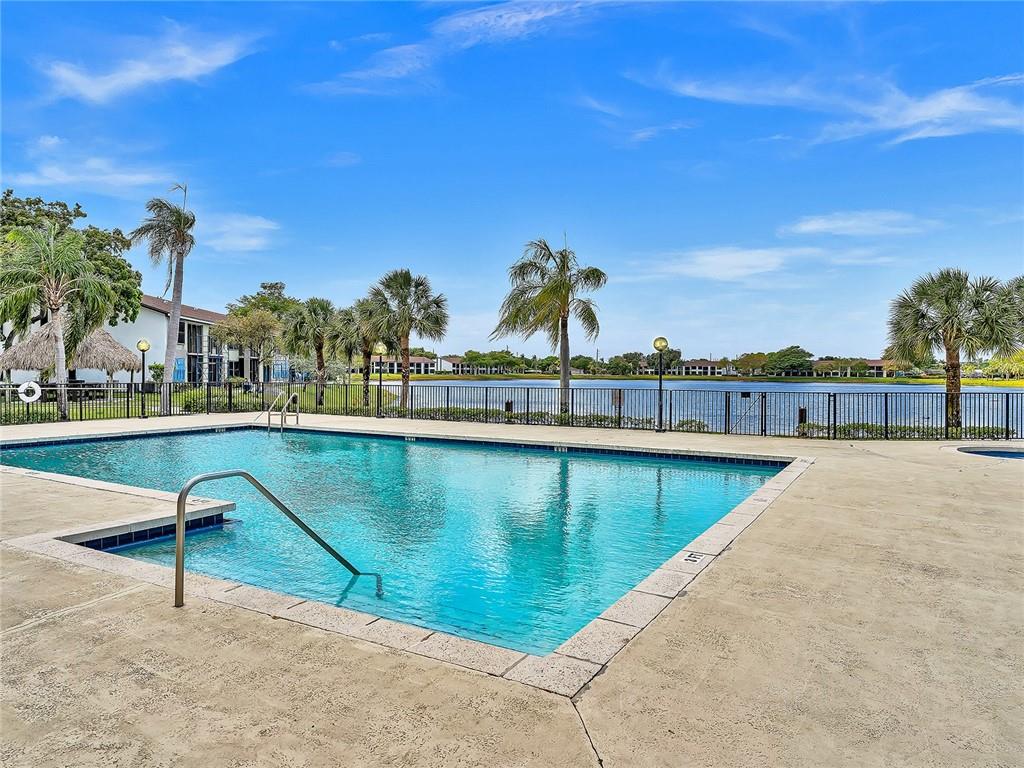 Lake Pointe - Residential
