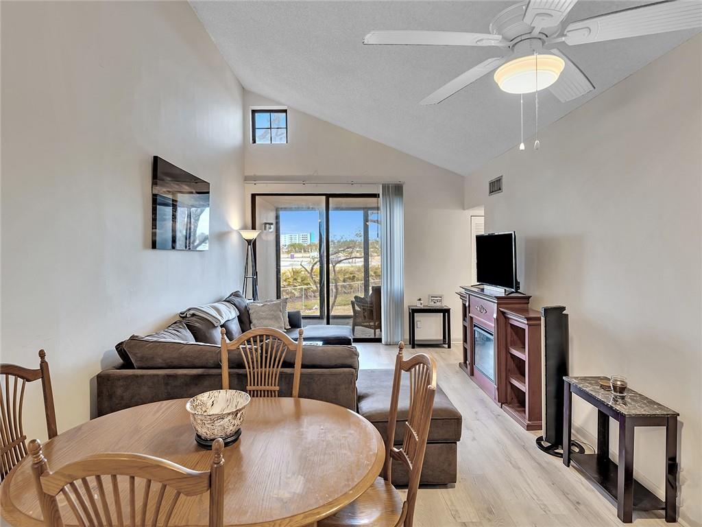Lake Pointe - Residential
