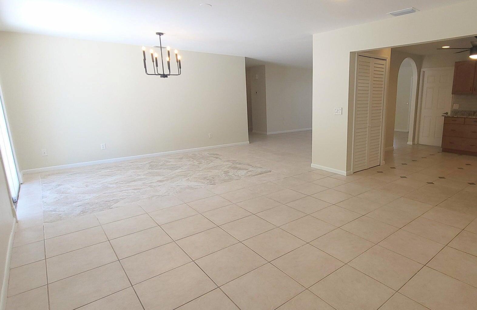 JENSEN PARK ESTATES - Residential Lease