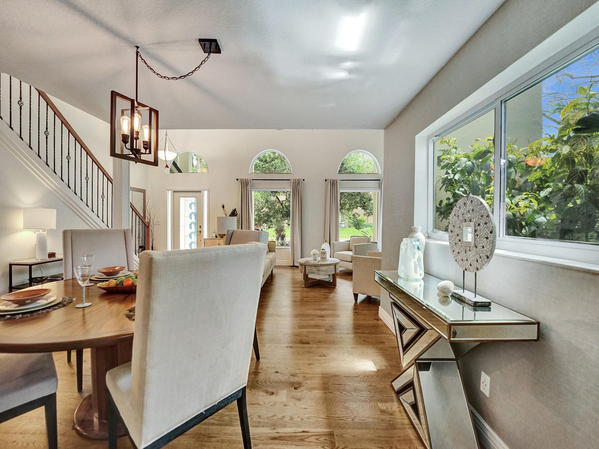 PINE LAKE RIDGE REPLAT - Residential