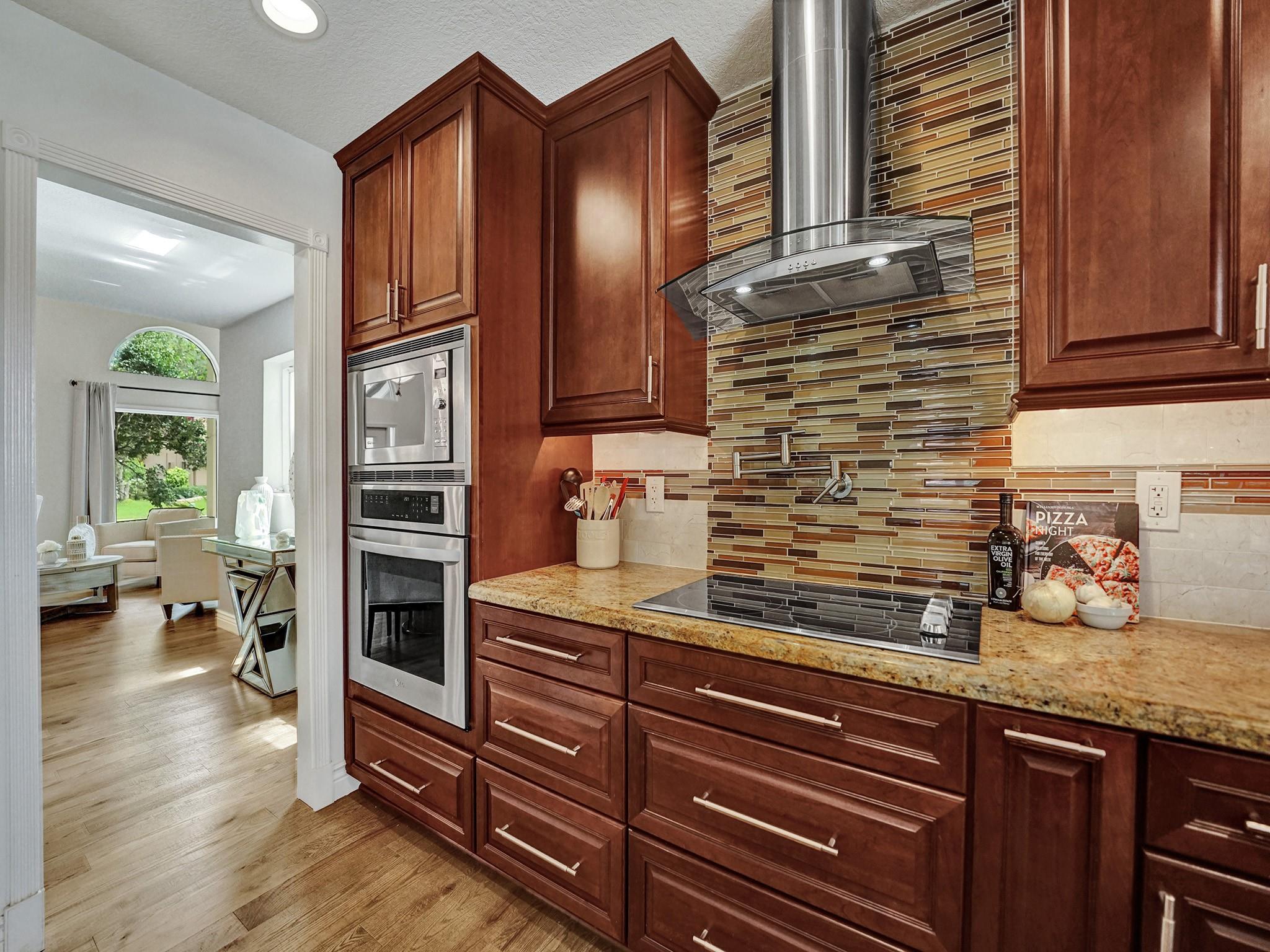 PINE LAKE RIDGE REPLAT - Residential