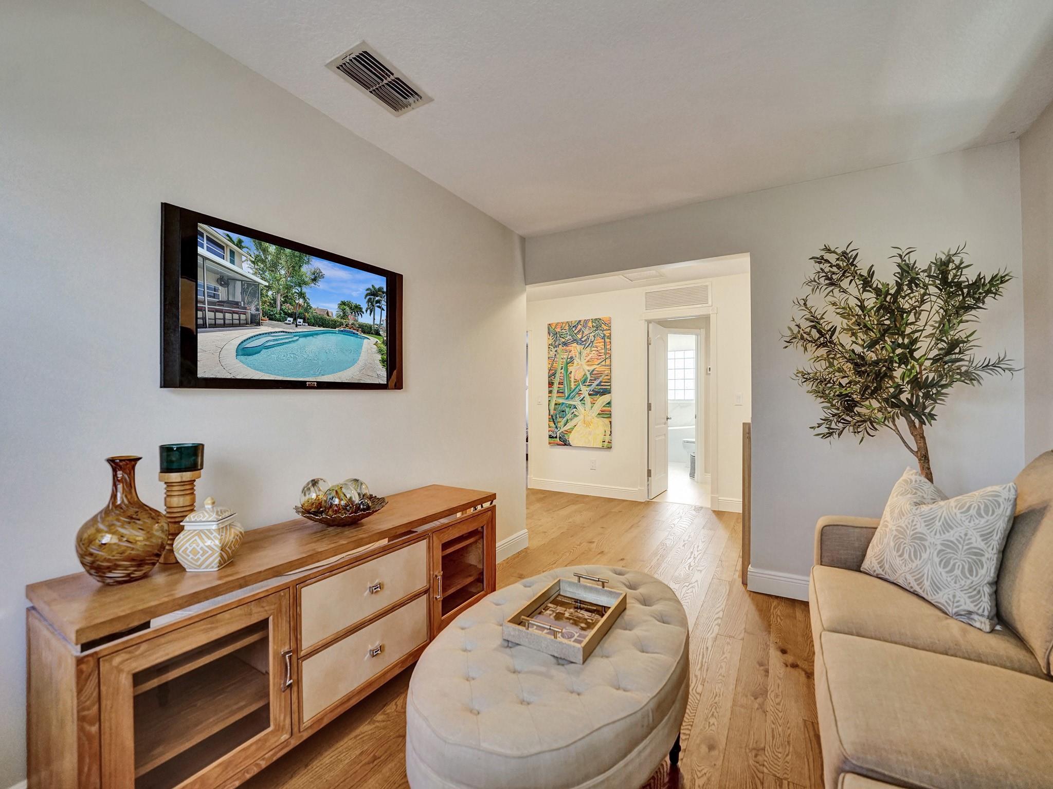 PINE LAKE RIDGE REPLAT - Residential