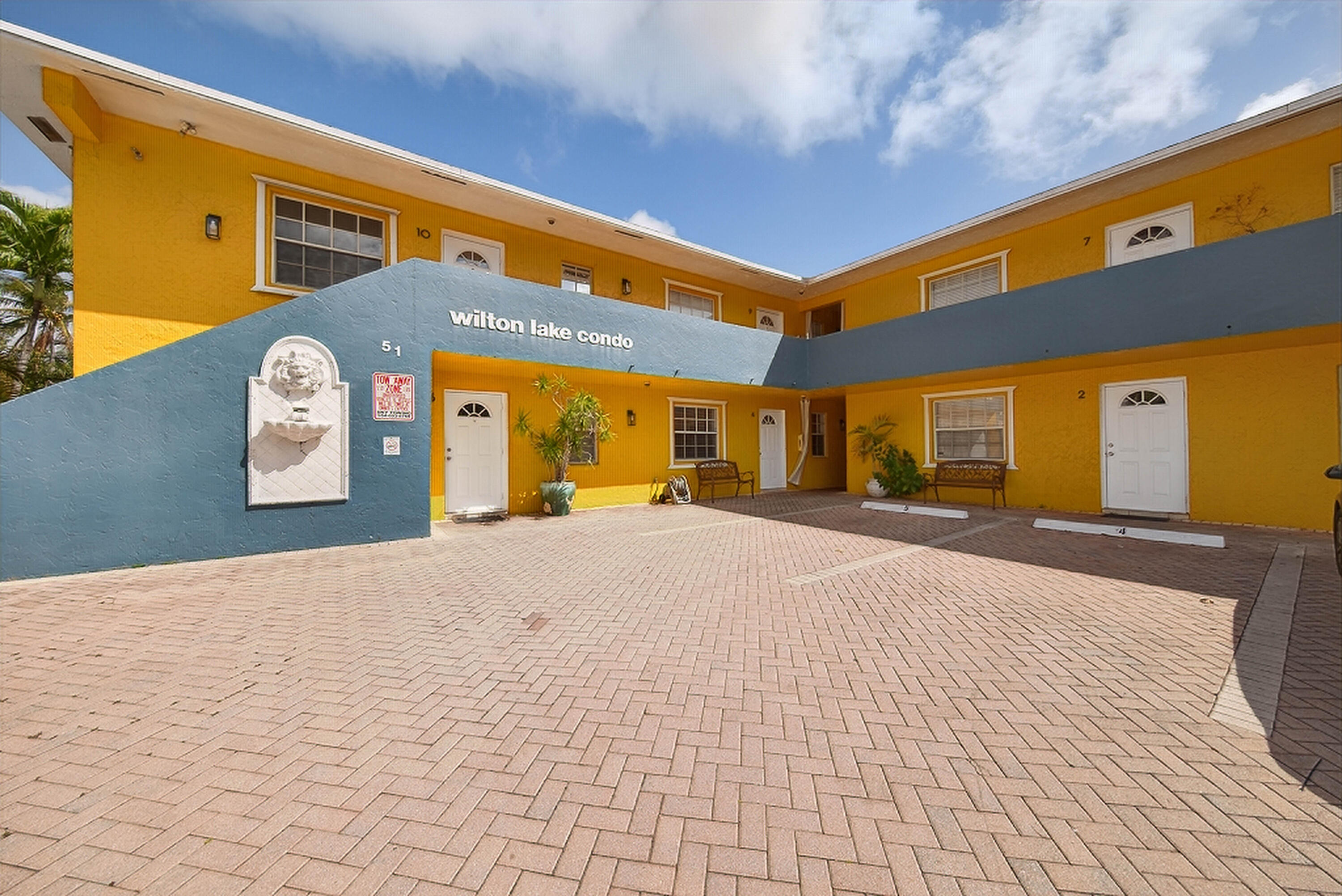 WILTON LAKE CONDOMINIUM - Residential