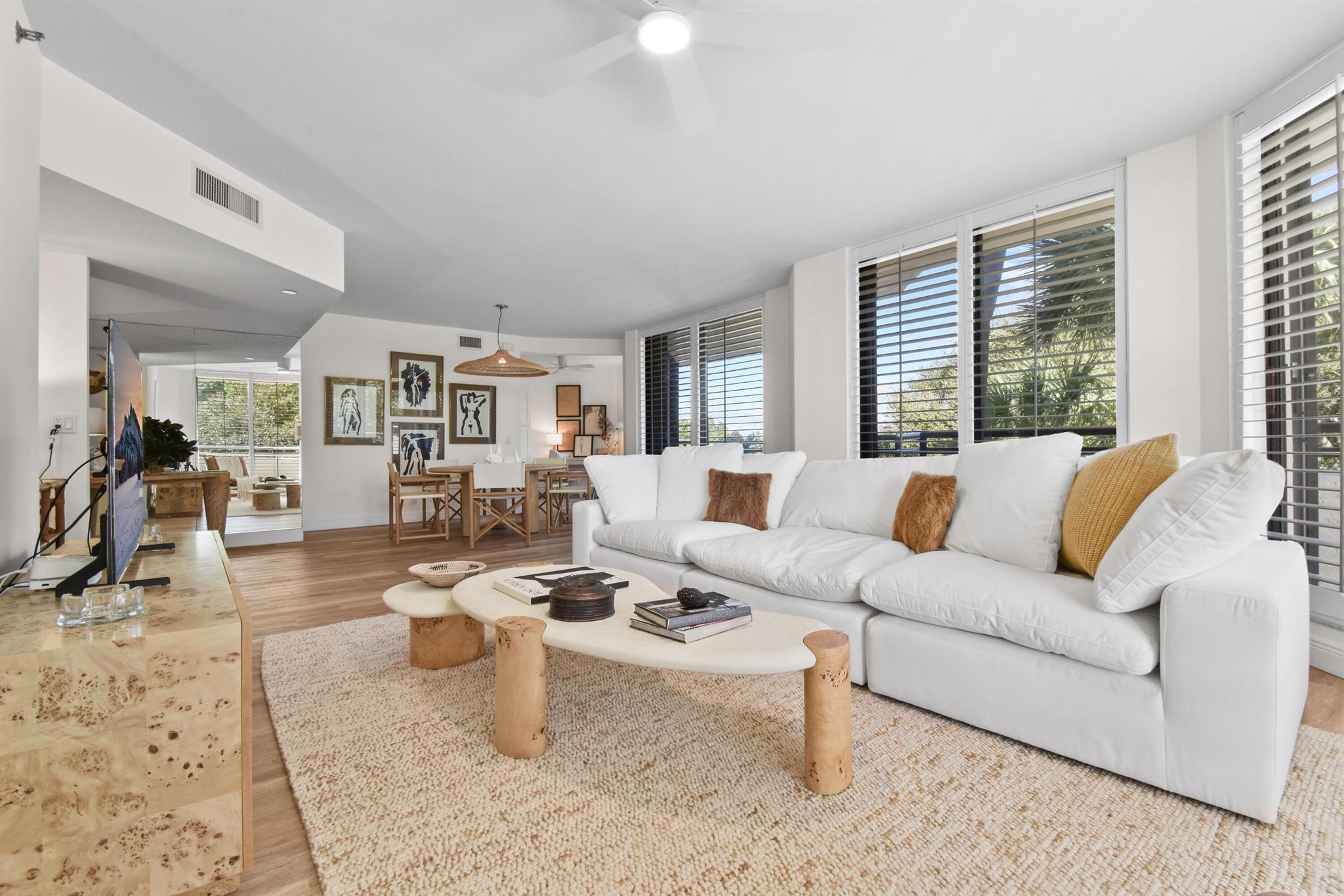 SOUTHPORTE ONE AT JONATHA - Residential