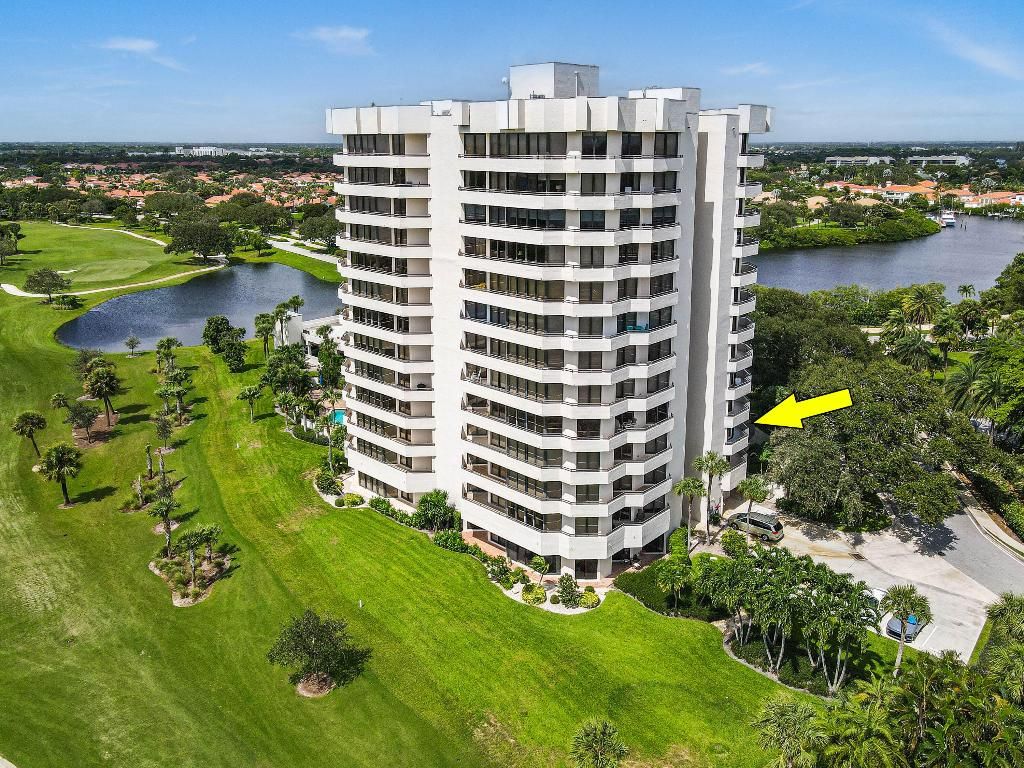 Photo of 3322 Casseekey Island Road #302, Jupiter, FL 33477 (MLS # R11133971)