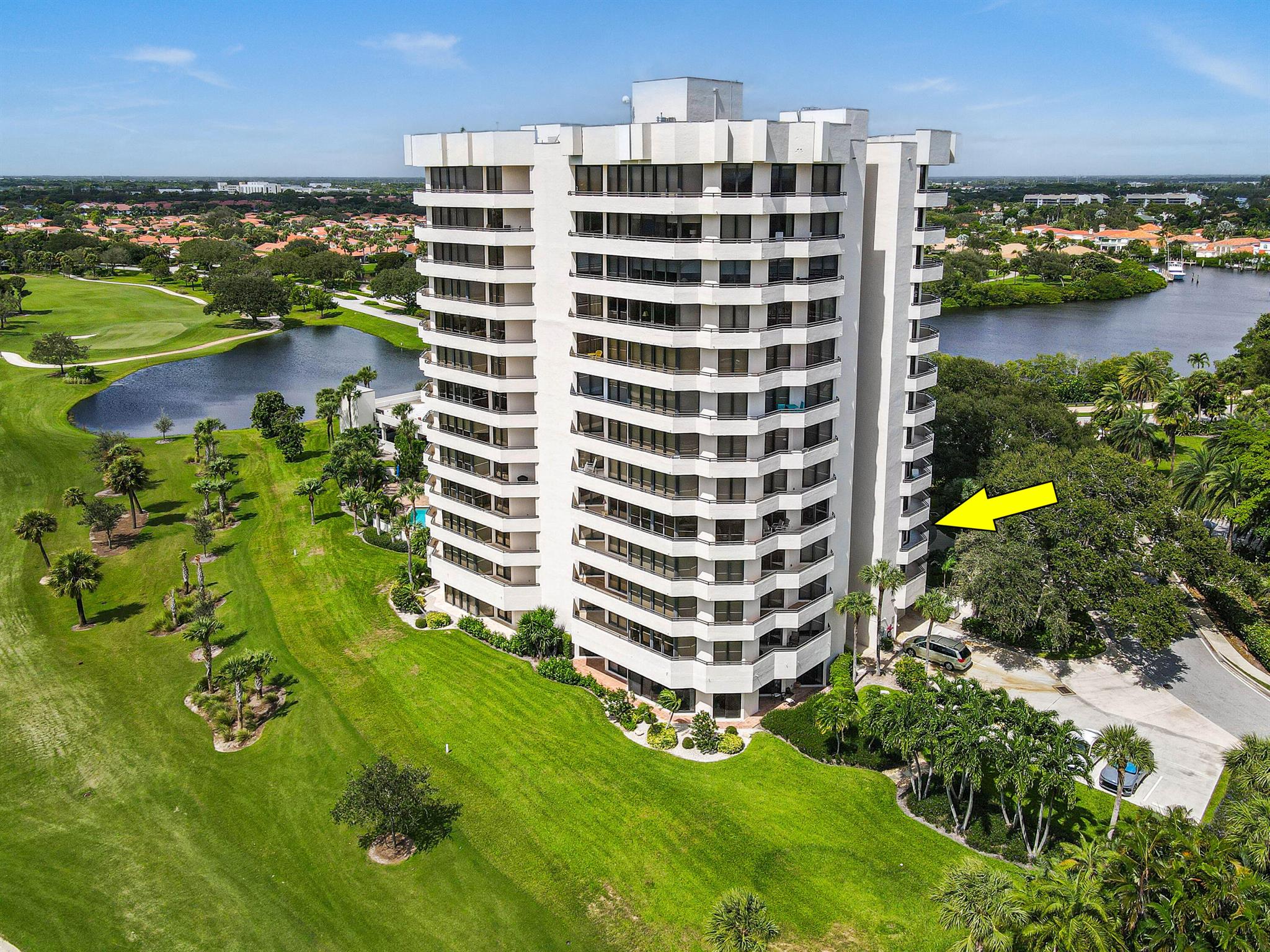 SOUTHPORTE ONE AT JONATHA - Residential
