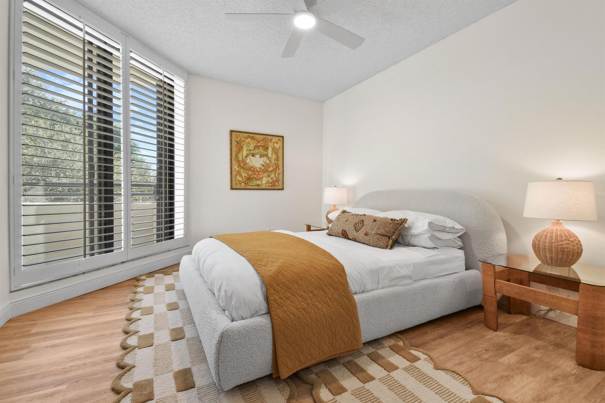 SOUTHPORTE ONE AT JONATHA - Residential