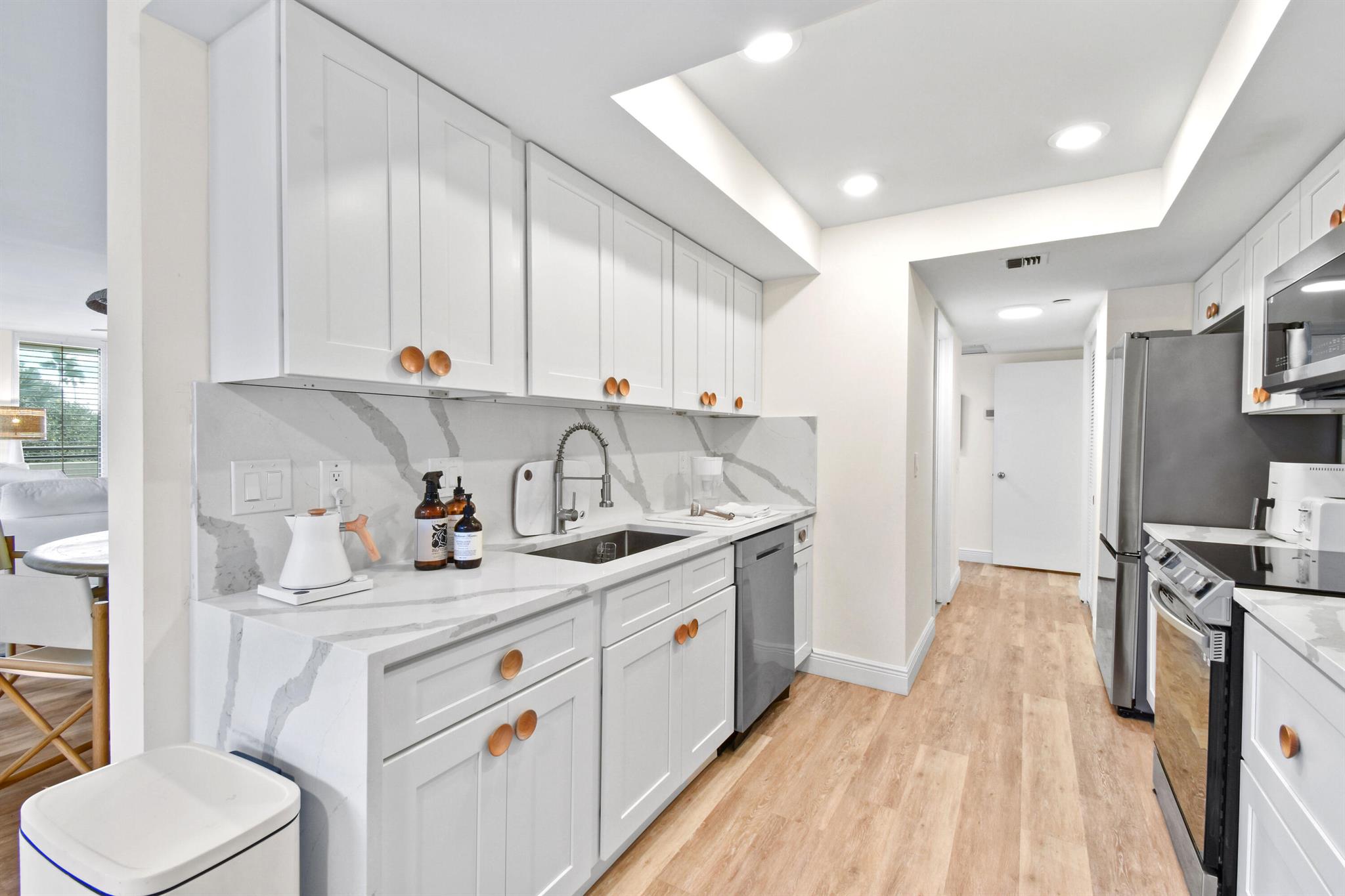SOUTHPORTE ONE AT JONATHA - Residential