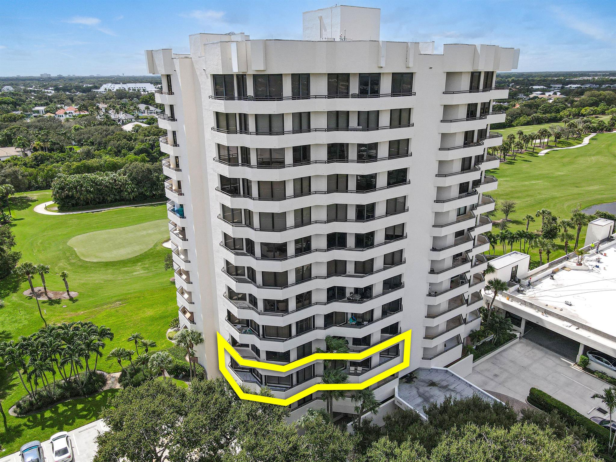 SOUTHPORTE ONE AT JONATHA - Residential