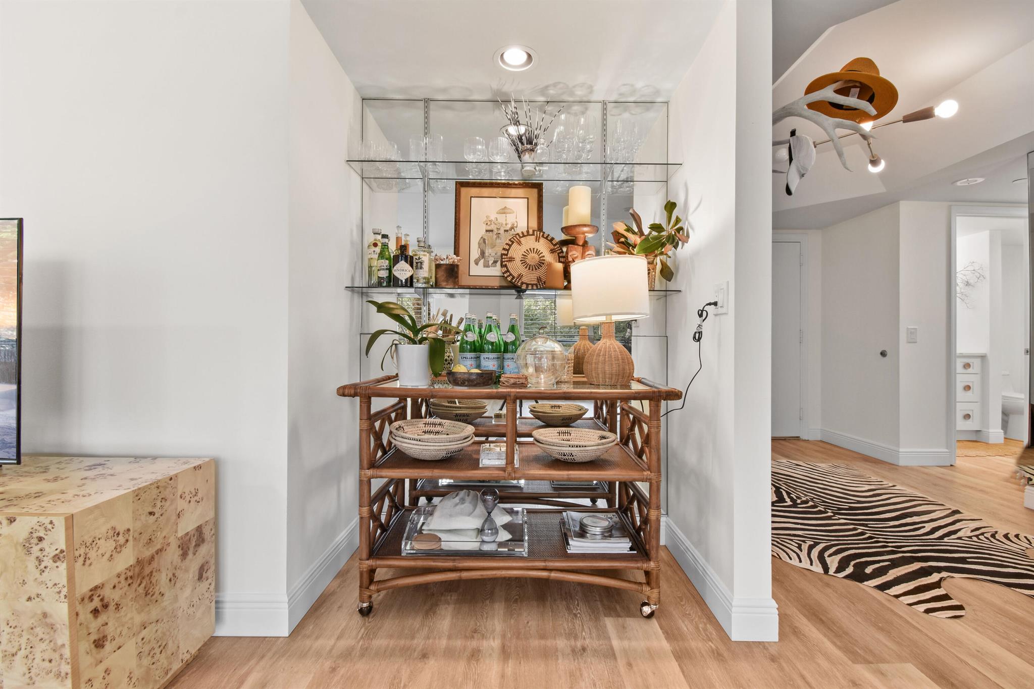 SOUTHPORTE ONE AT JONATHA - Residential