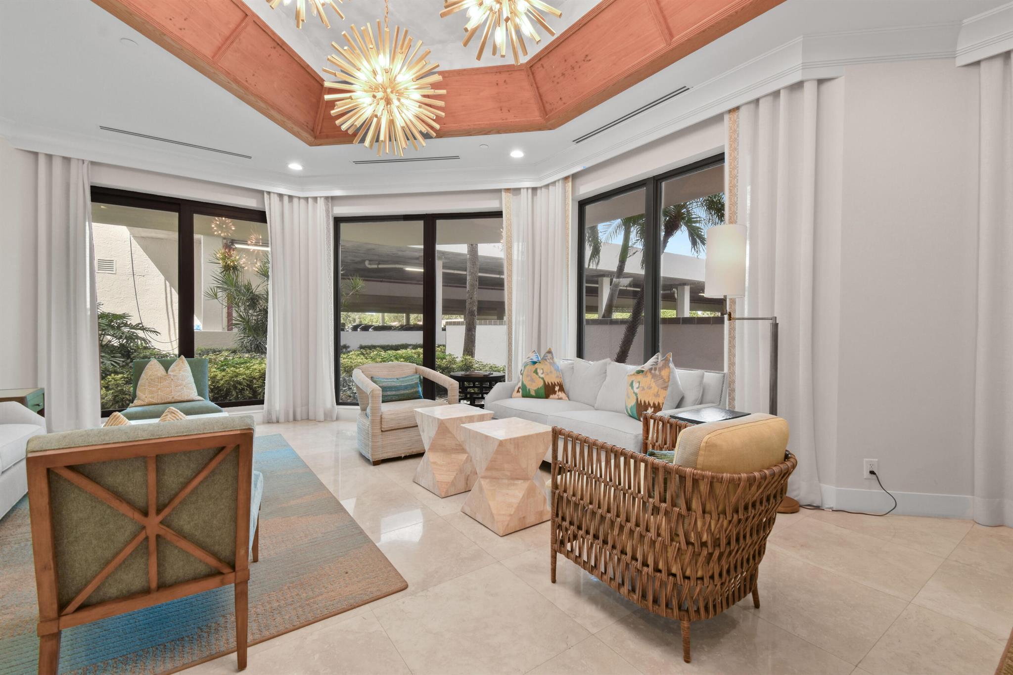 SOUTHPORTE ONE AT JONATHA - Residential