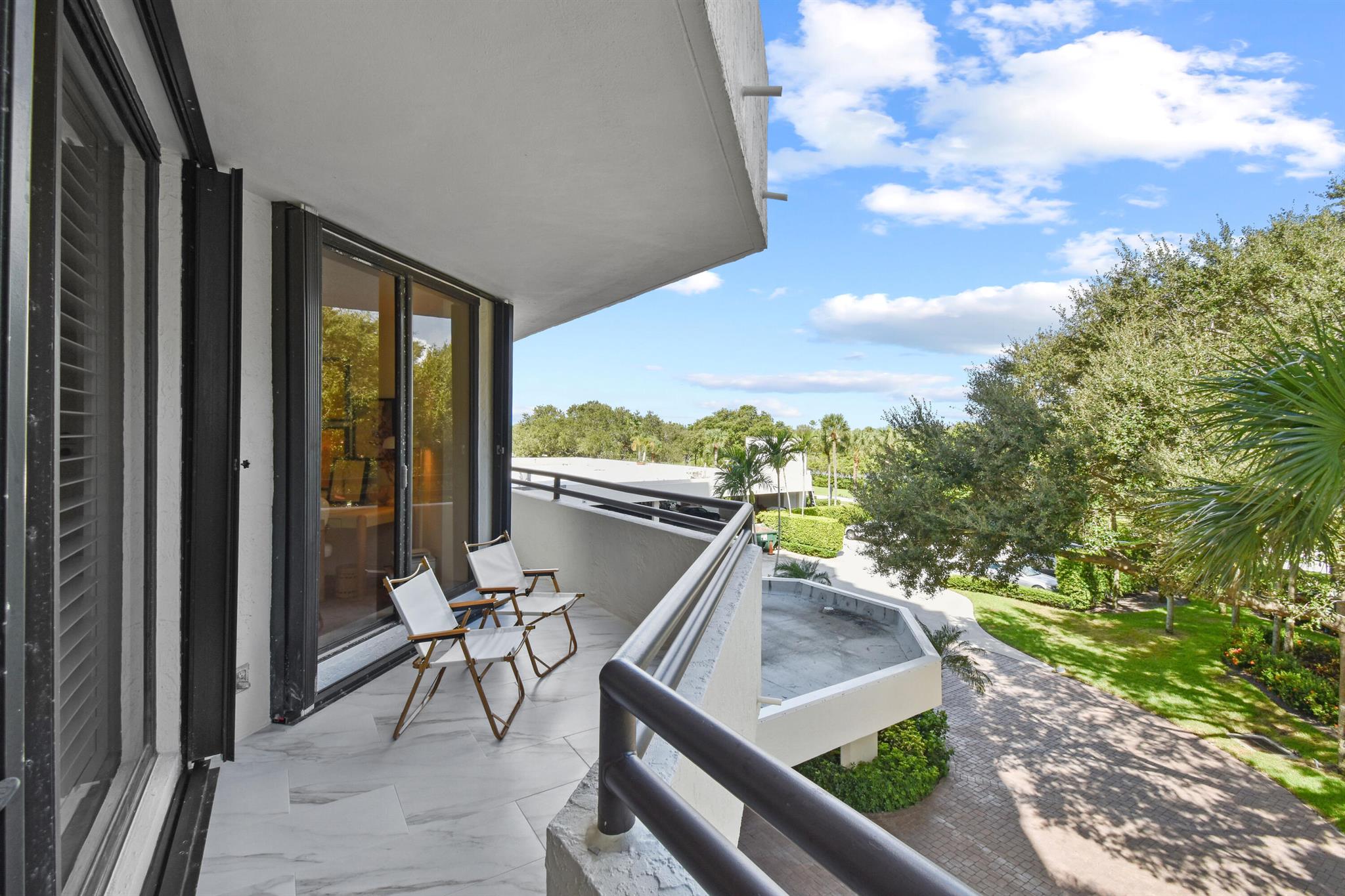 SOUTHPORTE ONE AT JONATHA - Residential