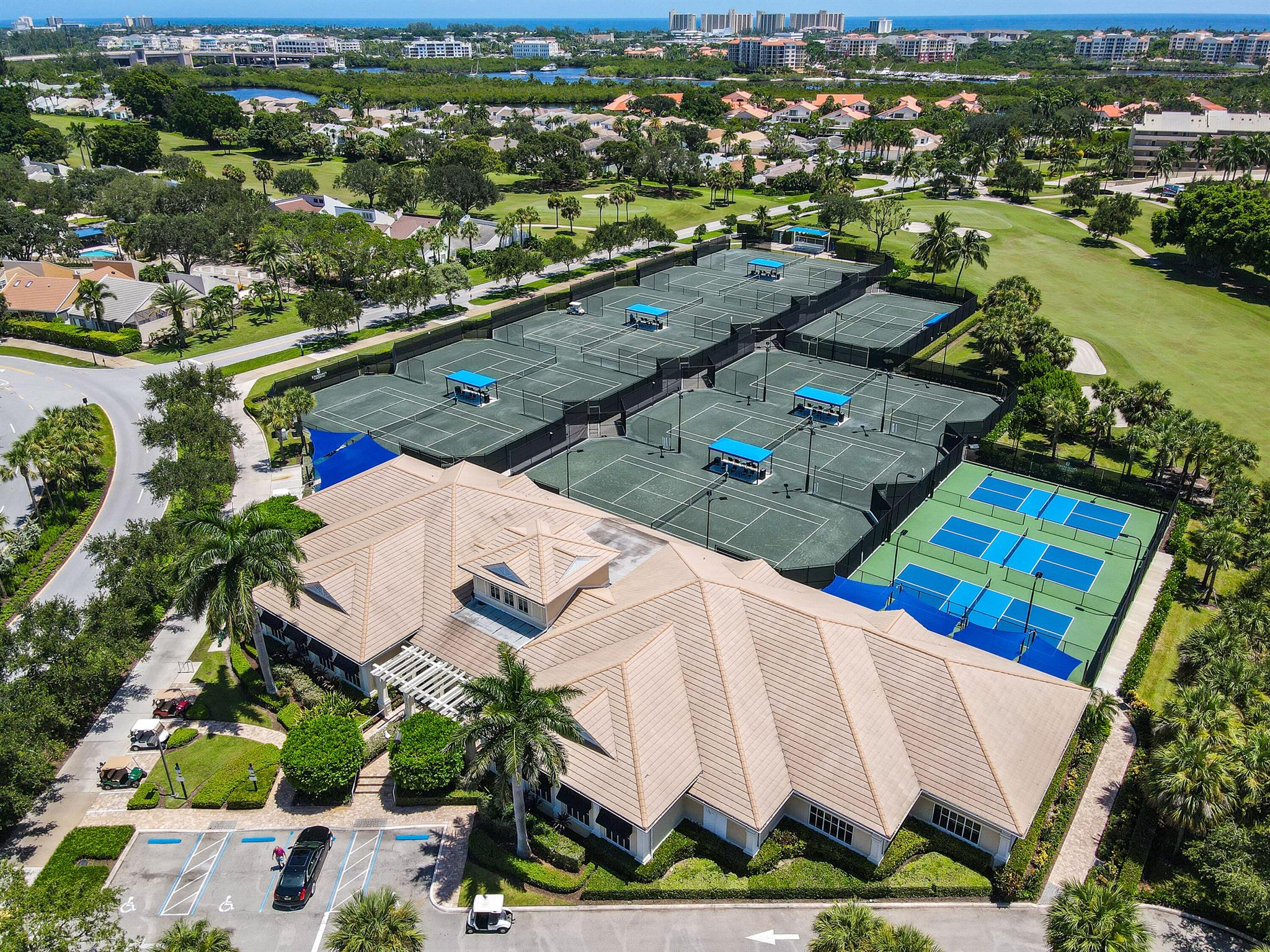 SOUTHPORTE ONE AT JONATHA - Residential