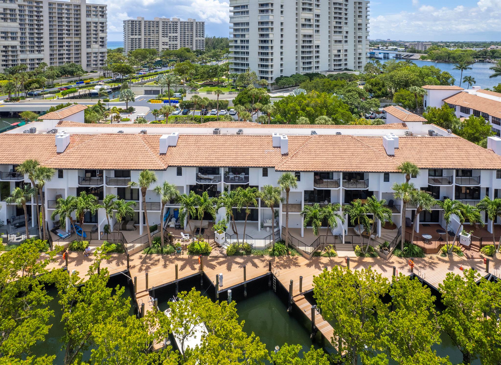 SEA RANCH CLUB - Residential