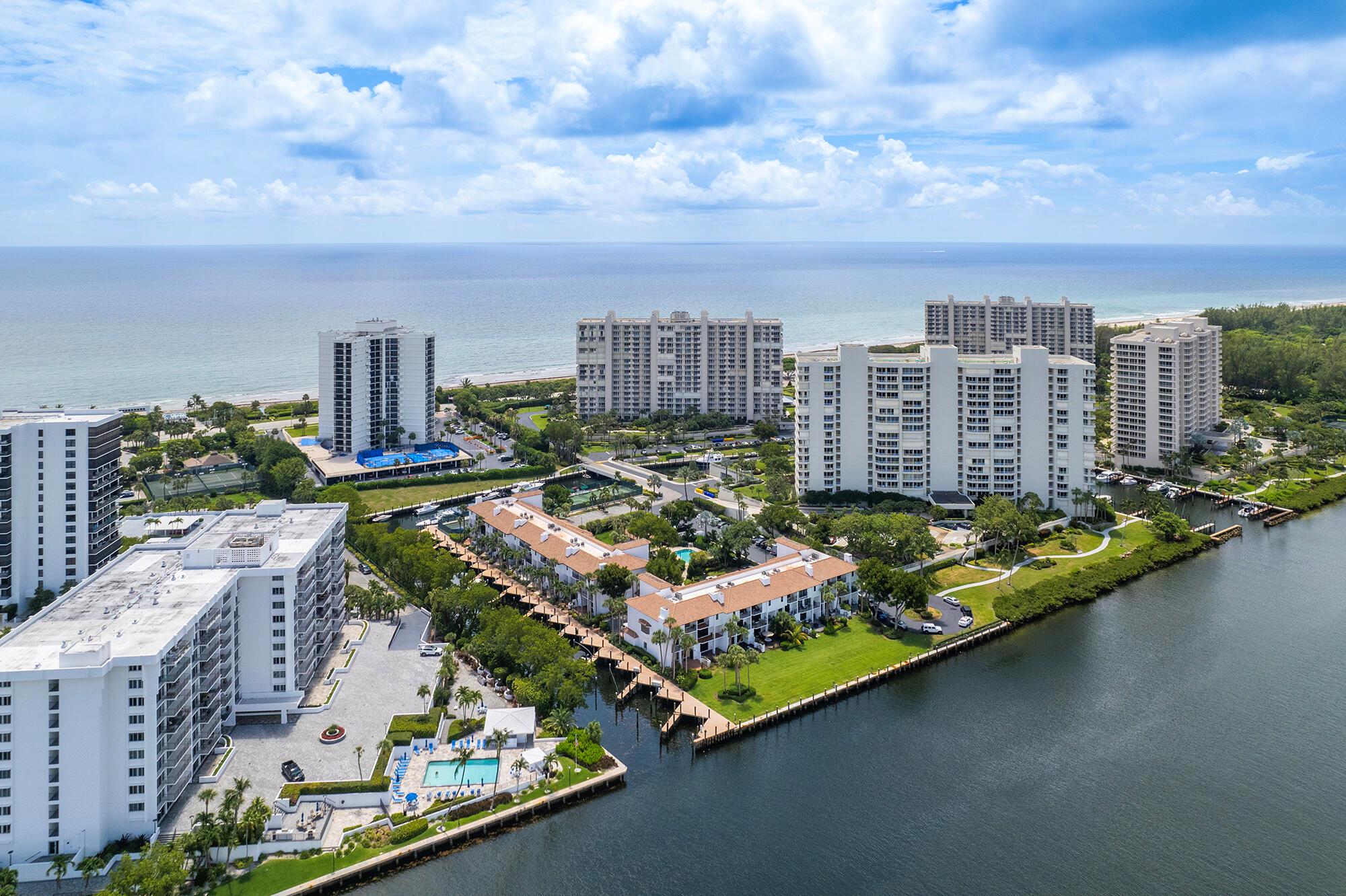 SEA RANCH CLUB - Residential