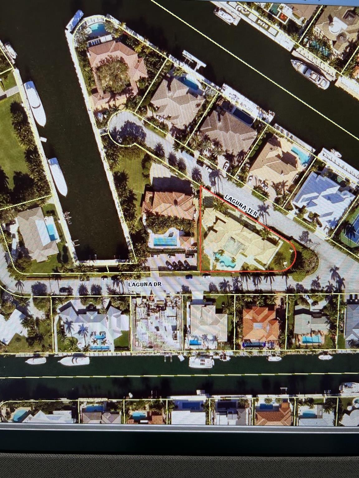2520 Laguna Ter