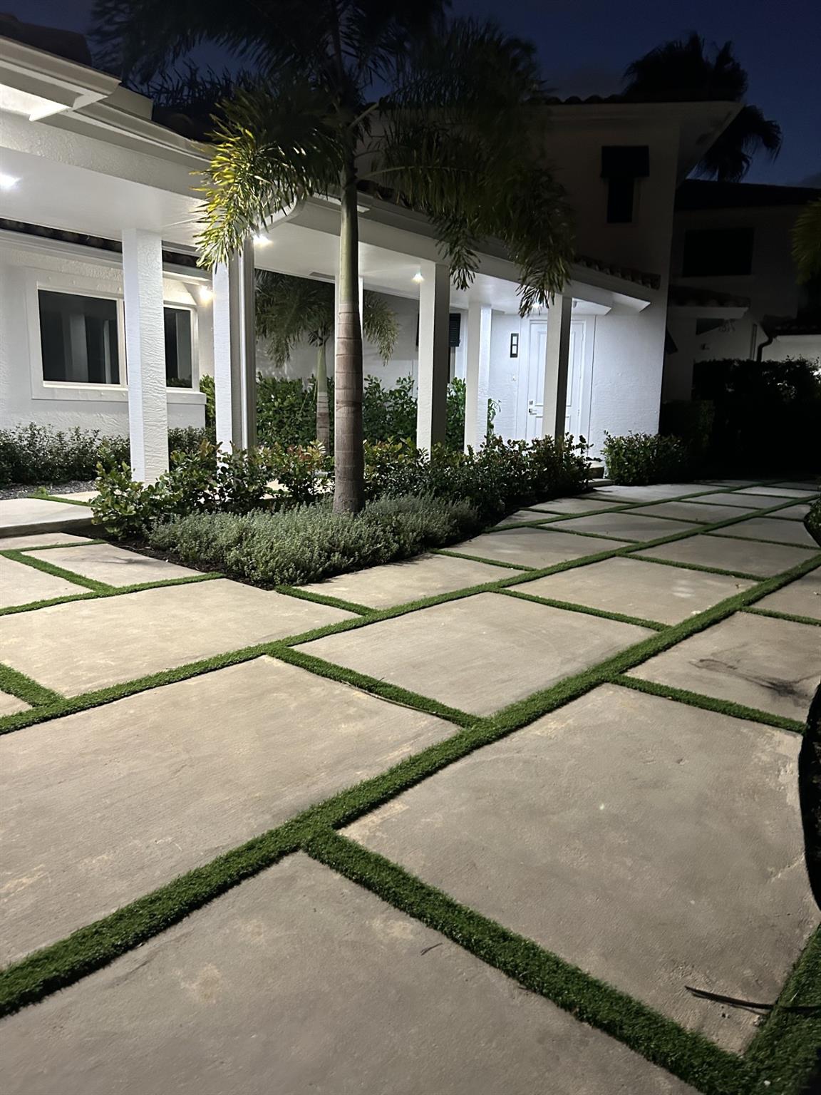2520 Laguna Ter
