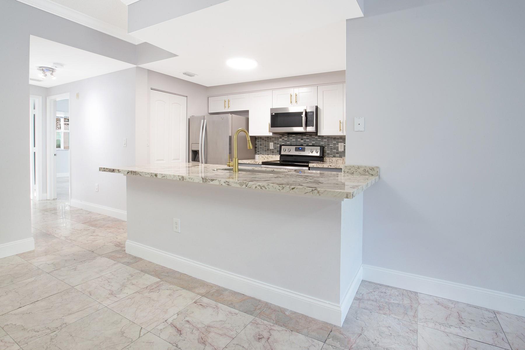 poinciana - Residential