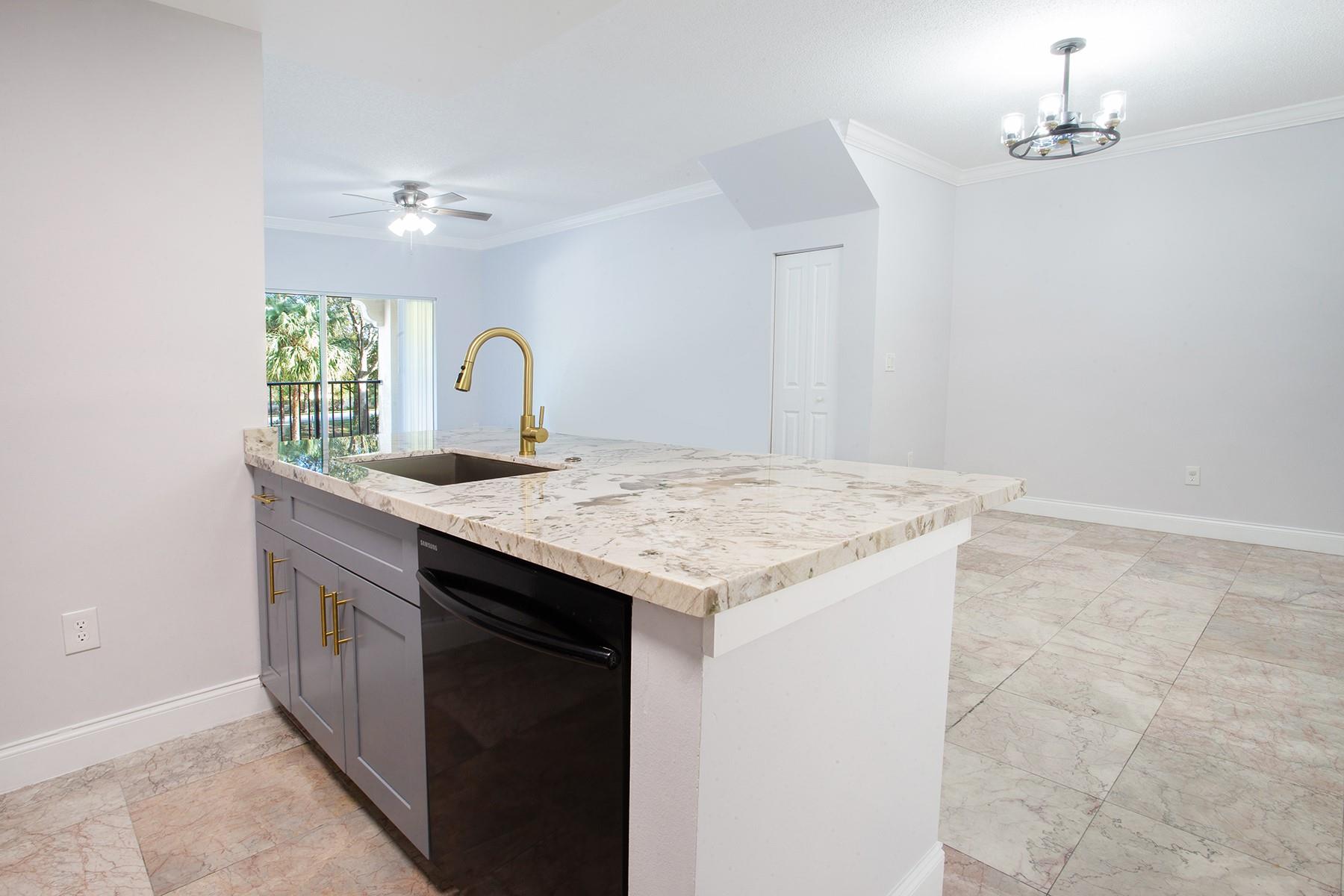 poinciana - Residential