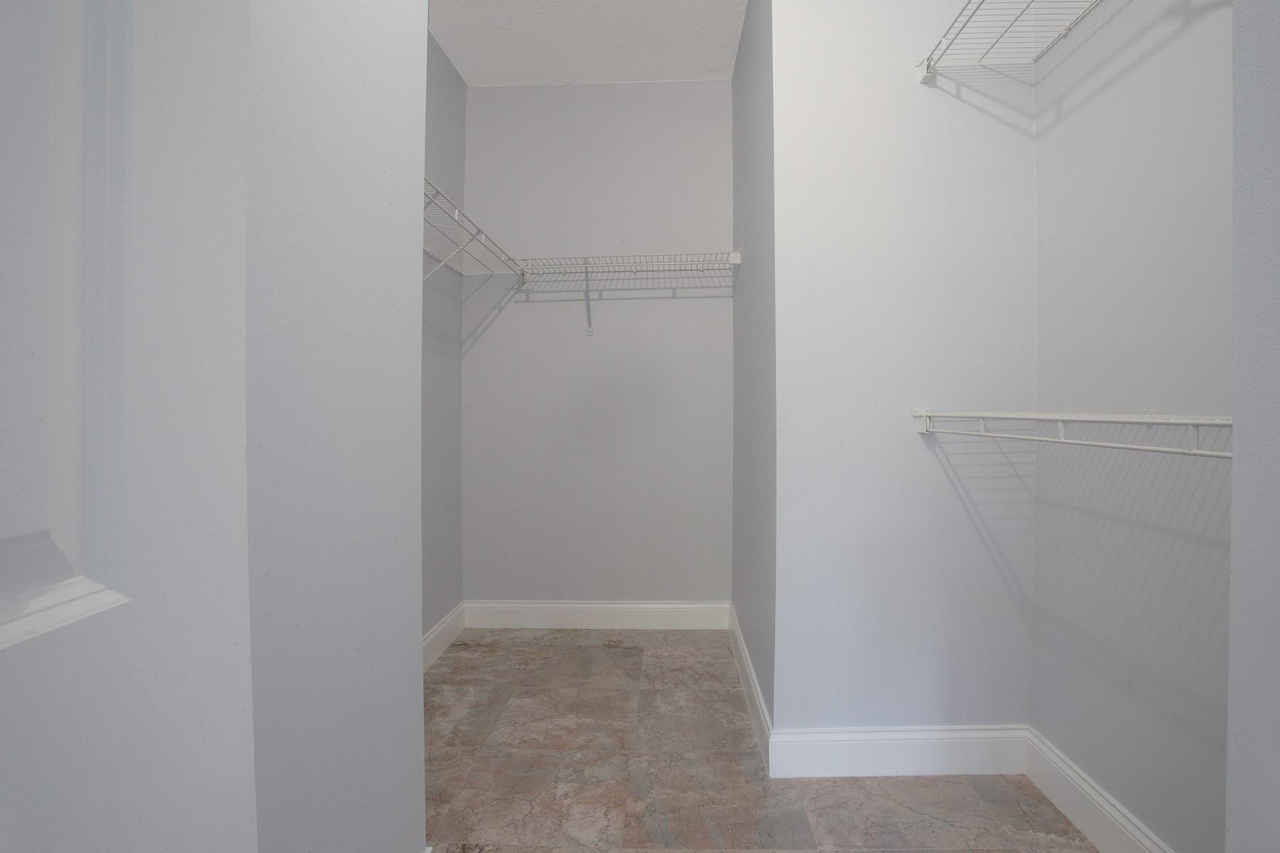 poinciana - Residential